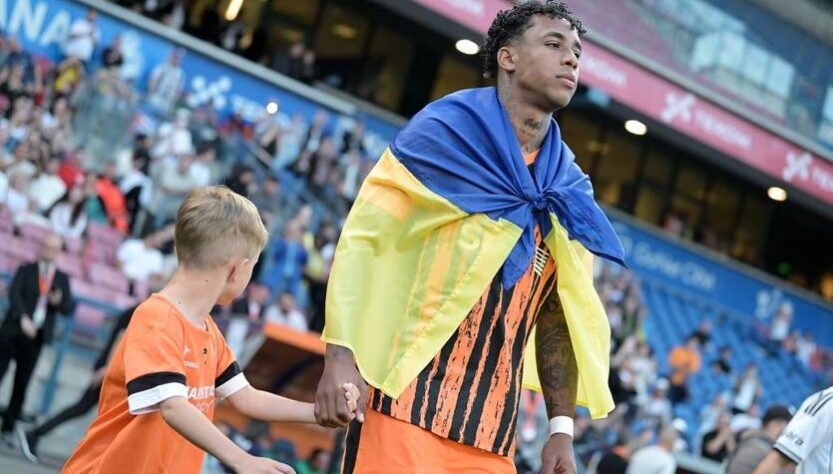 Новини спорту - Лідер Шахтаря знову тренується разом із командою