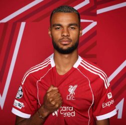 Новини спорту - Ліверпуль за успішну гру заохотив гравця продовженням контракту