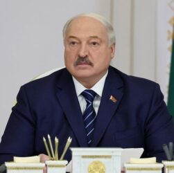 Новини світу - Лукашенко заявив, що не буде відпускати політв'язнів на прохання Трампа