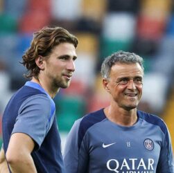 Новини спорту - Луїс Енріке на користь Забарного формує склад на першу гру сезону