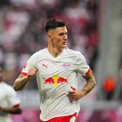 Новини спорту - Манчестер Юнайтед підвищив ставку в боротьбі за лідера Бундесліги