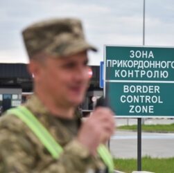 Новини України - "Масова втеча молоді з України": прикордонники спростували фейки