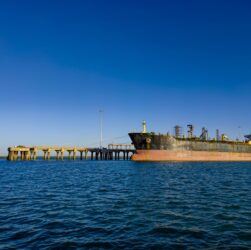 Новини бізнесу - Мита Трампа змусили Індію зупинити закупівлю російської нафти