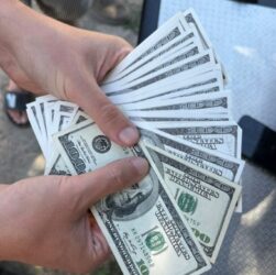 Новини України - На Одещині правоохоронець продавав "футбольні тури" ухилянтам