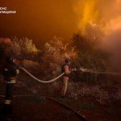 Новини України - На Сумщині через обстріли виникли пожежі