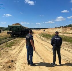 Новини України - На Волині викрили масштабне розкрадання піску з кар’єру Укрзалізниці