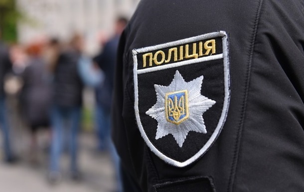 Новини України - На Закарпатті чоловік убив жінку та покалічив себе. Фото 18+