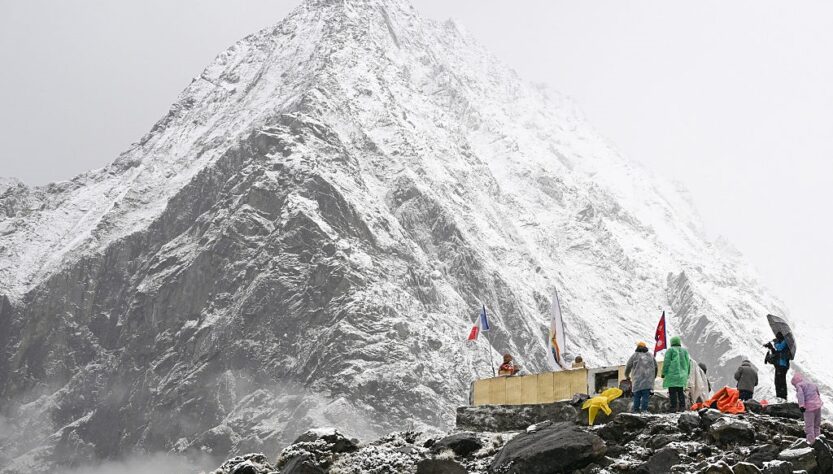 Новини світу - Непал скасував плату за сходження на 97 гімалайських вершин