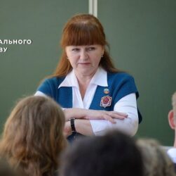 Новини України - Окупанти вчать освітян "виявляти злочинців" серед дітей - ЦНС