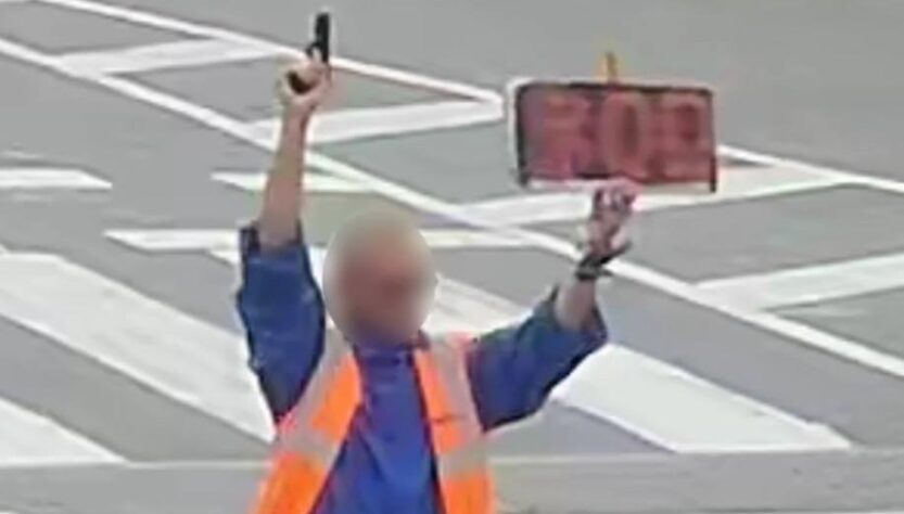 Новини України - Озброєний вінничанин оголошував хвилину мовчання