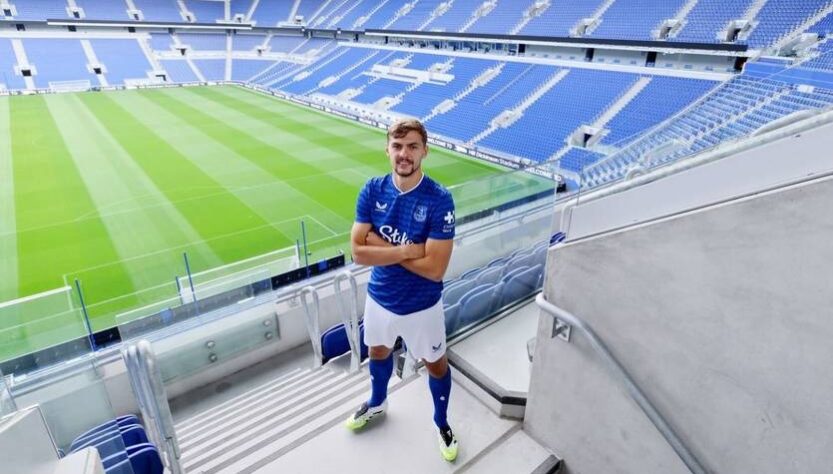 Новини спорту - Півзахисник Челсі поповнив лави Евертона