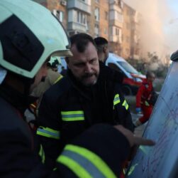 Новини Києва - Ракетний удар по Києву: змінено рух транспорту та перекриті вулиці