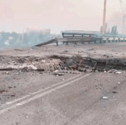 Новини України - Росіяни знову вдарили КАБами по мосту в Херсоні