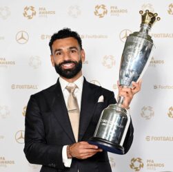 Новини спорту - Салах знову, вже втретє, став гравцем року в АПЛ за версією гравців