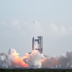 Технології - SpaceX здійснила рекордний запуск Falcon 9