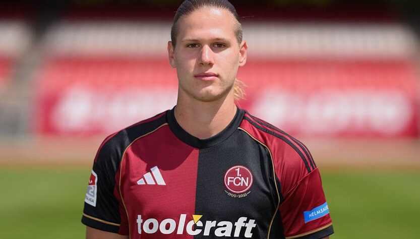 Новини спорту - Степанов, гравець Нюрнберга, забиває свій перший гол на професійному рівні