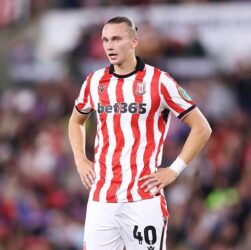 Новини спорту - Таловєров отримав низьку оцінку за дебютний матч за Сток Сіті