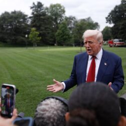 Новини світу - Трамп не виключив переговорів з РФ впродовж тижня