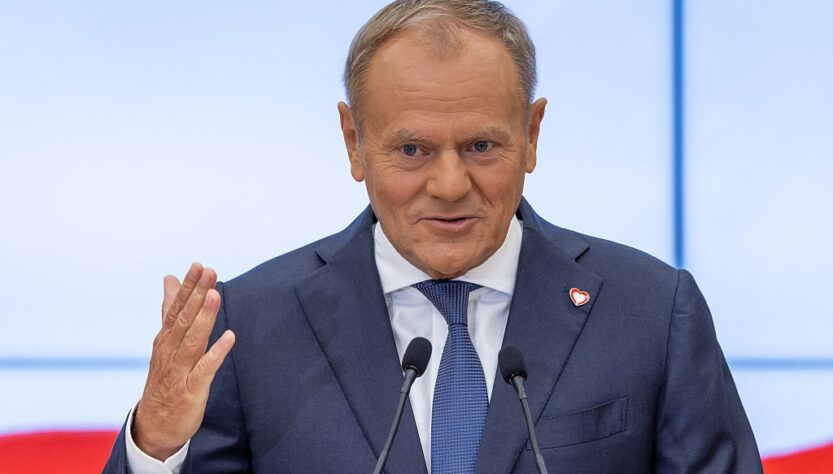 Новини світу - Туск нагадав про перемогу над більшовиками у день саміту на Алясці