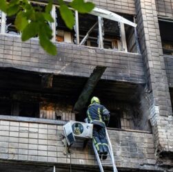 Новини Києва - У Києві підрахували, скільки будинків постраждали від обстрілів РФ