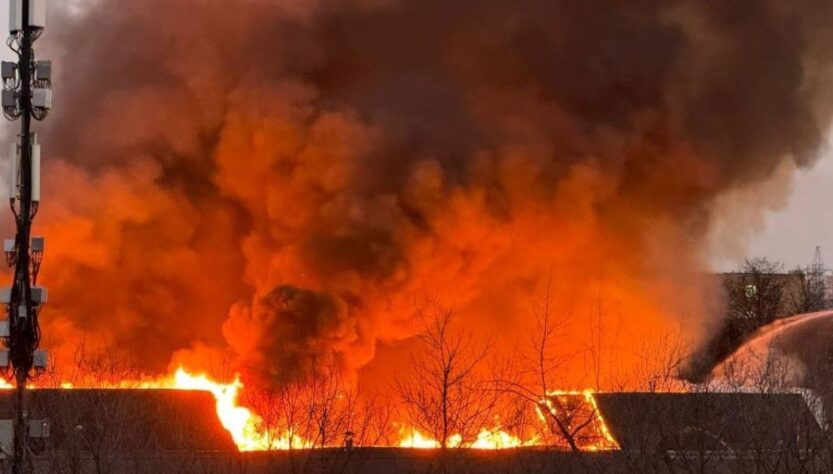 Новини світу - У Москві масштабна пожежа: горять склади і кафе