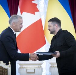 Новини світу - Україна й Канада підписали План дій безпекової угоди