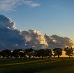 Новини України - Українцям обіцяють суху та спекотну погоду на вихідних