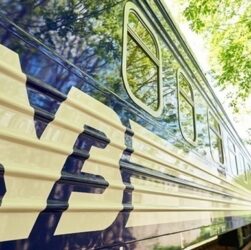 Новини бізнесу - Укрзалізниця запускає п'ять додаткових "осінніх" поїздів