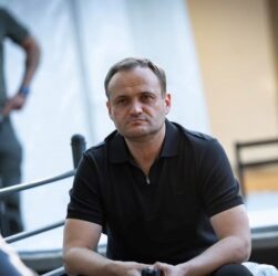 Новини бізнесу - Уряд дав старт виплатам за житло для переселенців з ТОТ - Кулеба