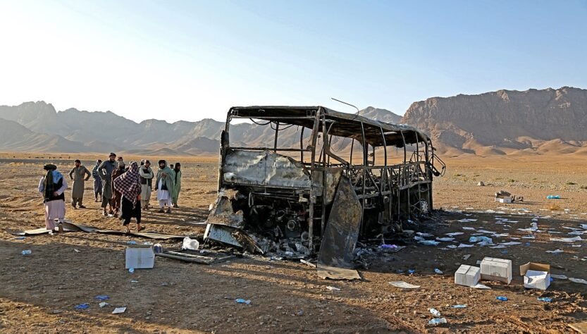 Новини світу - В Афганістані ДТП з автобусом: десятки жертв