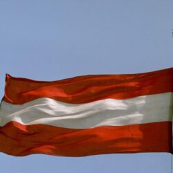 Новини бізнесу - В Австрії дозволили Нафтогазу стягнути з РФ активи на €120 млн