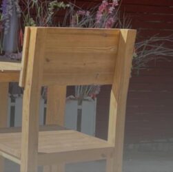 Новини України - В Дніпрі травмувалась дитина через падіння інсталяції