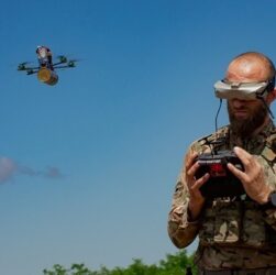 Новини України - В МО назвали зарплату операторів БПЛА за новим контрактом