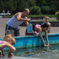 Новини України - В окупованих районах Донбасу різко зросли ціни на воду - ЦНС