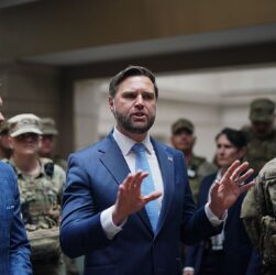 Новини світу - Венс відповів Лаврову щодо гарантій для України