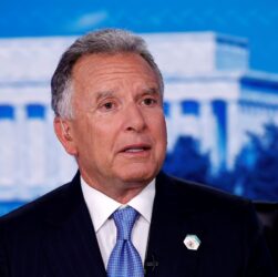 Новини світу - Віткофф анонсував переговори з Україною