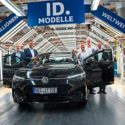Авто новини - Volkswagen продав півтора мільйона електромобілів ID