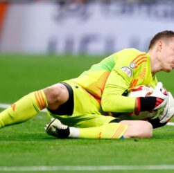 Новини спорту - Воротар Реала Лунін повідомив, чи залишиться він у клубі