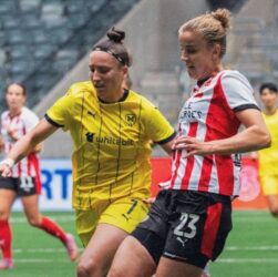 Новини спорту - З мінітурніру на вибуття дівчата Металіста 1925 йдуть, програвши ПСВ