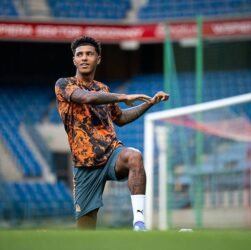 Новини спорту - Захисник Шахтаря оцінив внесок Срни у власний розвиток