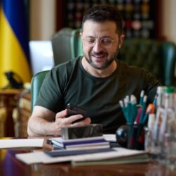 Новини України - Зеленський і Макрон обговорили розмову з Трампом