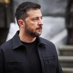 Новини України - Зеленський наклав санкції на спонсорів війни РФ