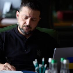 Новини України - Зеленський запровадив нові санкції проти Росії