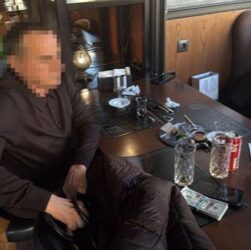 Новини України - Житомирського депутата-шахрая відпустили на волю та віддали гроші