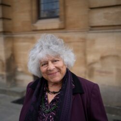 Новини культури - Зірка Гаррі Поттера зізналася у труднощах старості