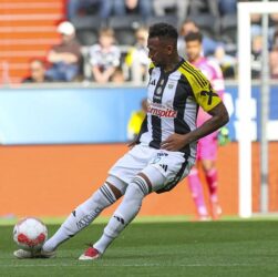 Новини спорту - Зірка німецького футболу припинив співпрацю з клубом