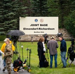 Новини світу - ЗМІ розсекретили знайдені документи з деталями зустрічі Трампа і Путіна