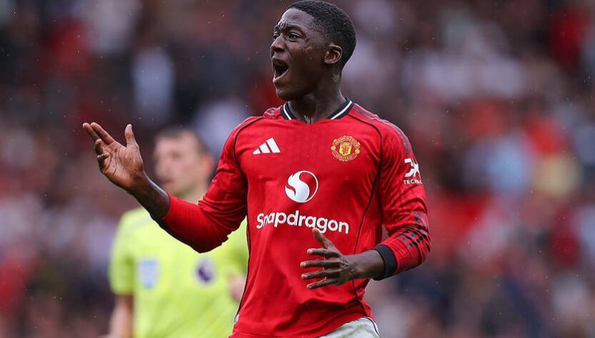 Новини спорту - 20-річний гравець МЮ міг піти і до Миколенка, і до Довбика з їхніми клубами