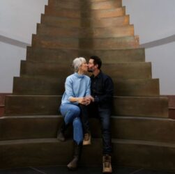 Новини культури - Александра Грант спростувала чутки про "таємне весілля" з Кіану Рівзом