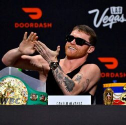 Новини спорту - Альварес не залишив без уваги фізичну форму Кроуфорда